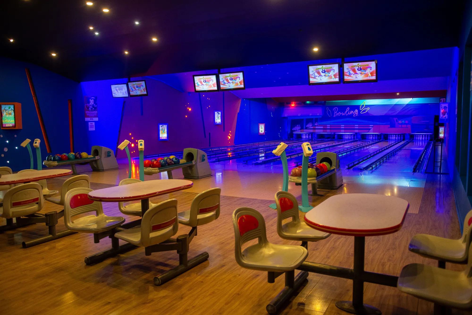 Star Bowling