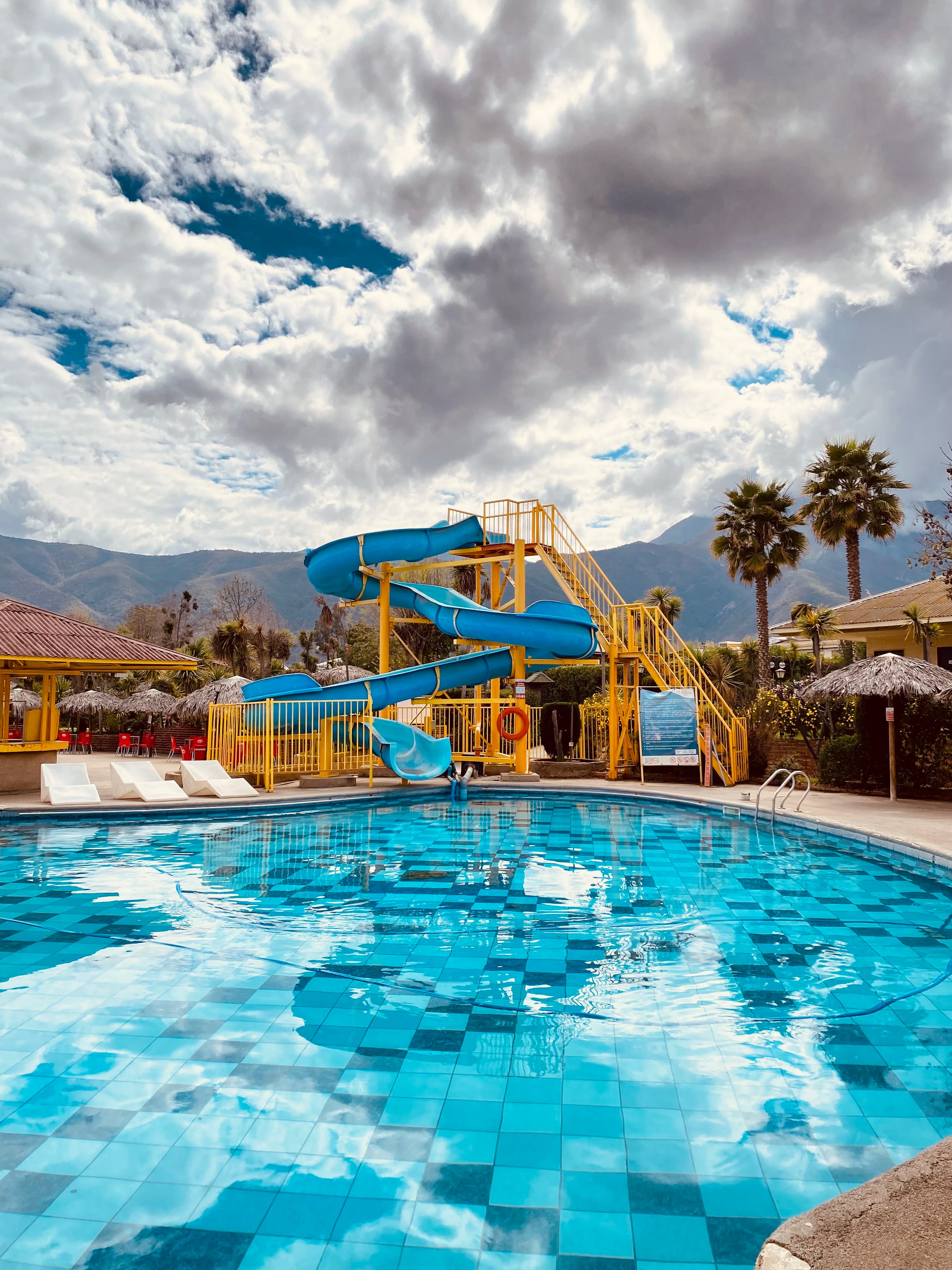 Piscinas e instalaciones